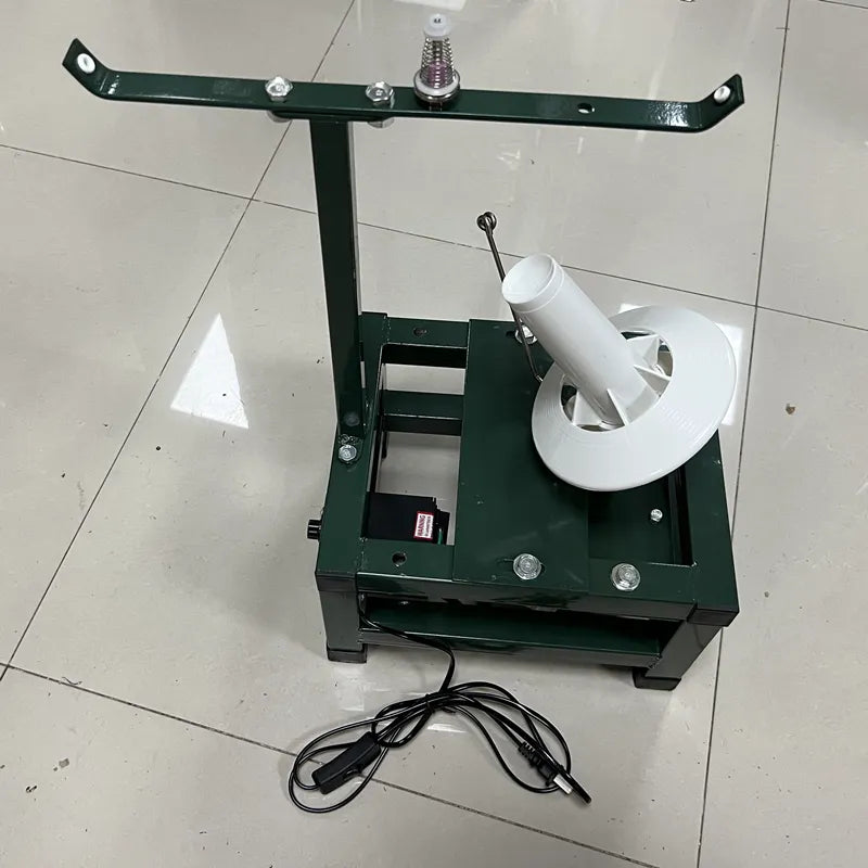 Hand Operated Winding Machine Machine Yarn Ball Winder Hand Operated Easy  to Set Up and Use Sturdy with Metal Handle And