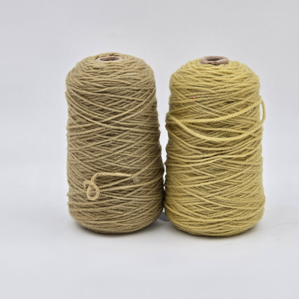 EFFY 100% Acrylic Rug Yarn Bundles