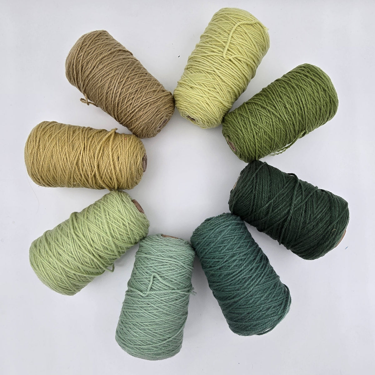 EFFY 100% Acrylic Rug Yarn Bundles