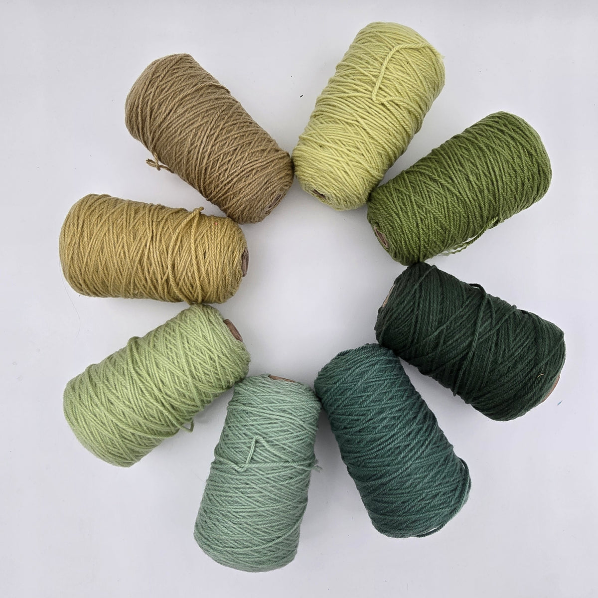 EFFY 100% Acrylic Rug Yarn Bundles