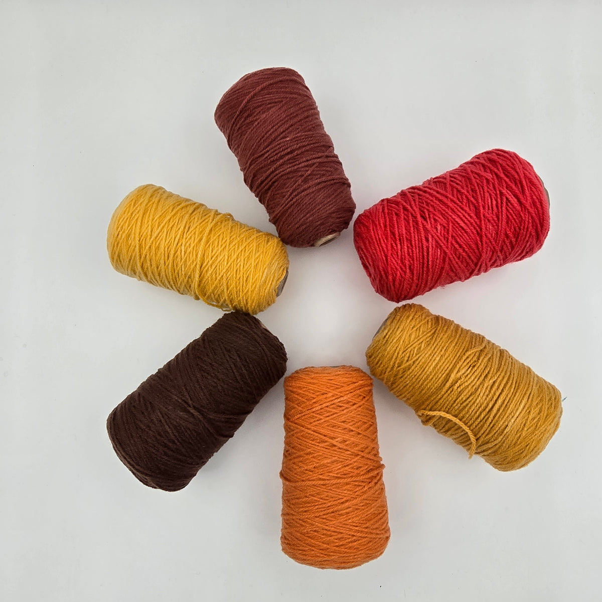 EFFY 100% Acrylic Rug Yarn Bundles