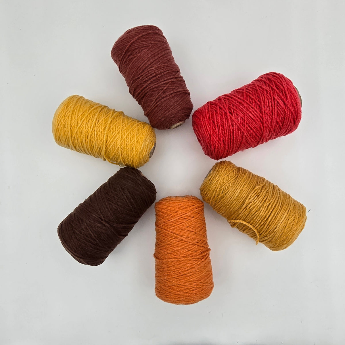 EFFY 100% Acrylic Rug Yarn Bundles