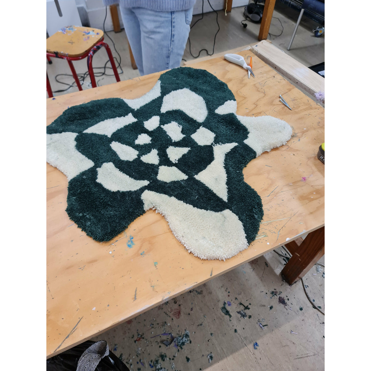Rug Carving and Backing Session - 50cm x 50cm Rug (2-3hrs)