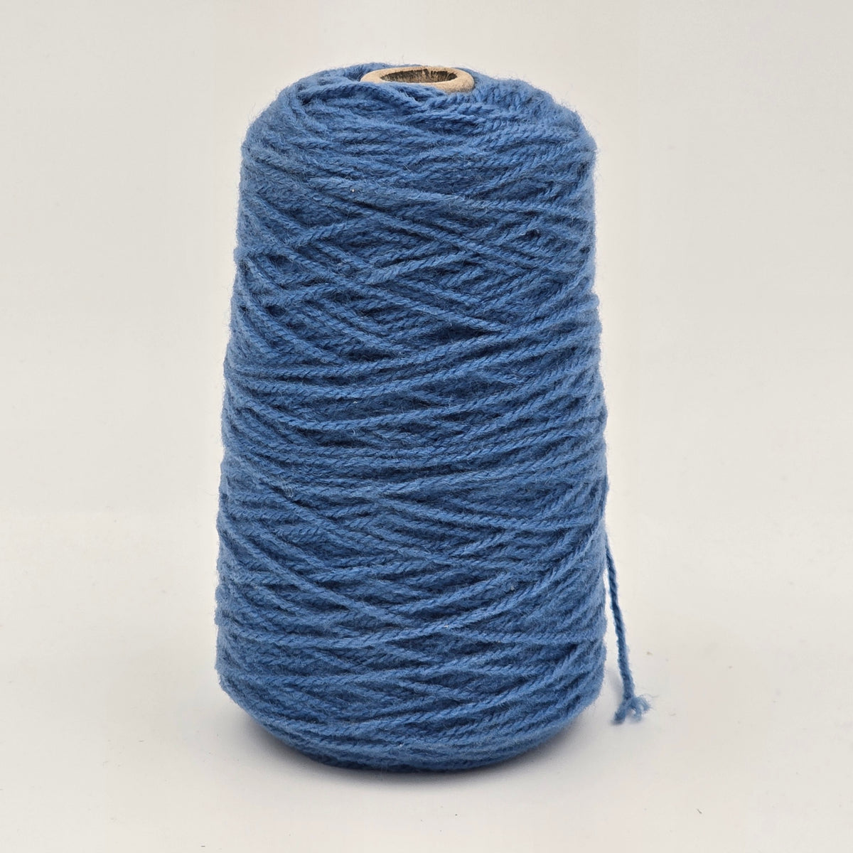 100% Acrylic Rug Yarn 0.55lb Cones