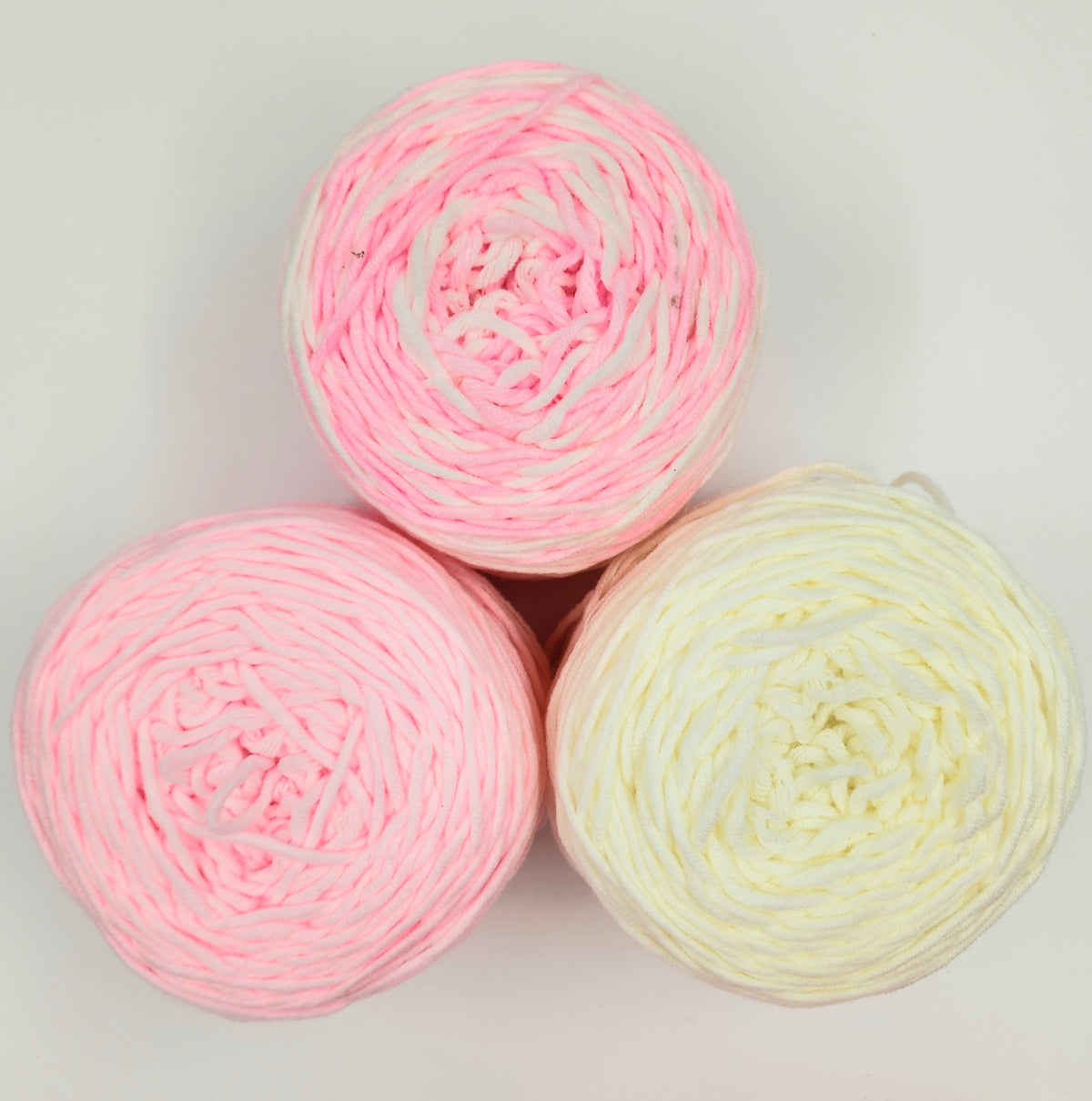 EFFY Acrylic and Cotton Yarn- 200gm Cakes